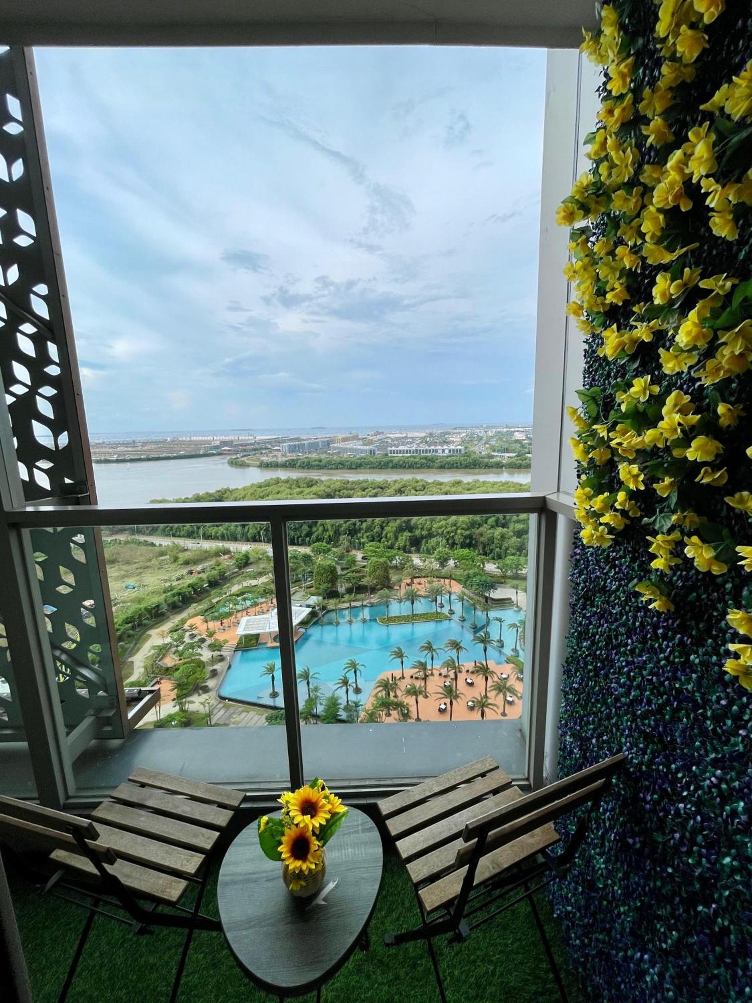 Studio Sea View Apartment At Gold Coast Pik By Mysweethome 자카르타 외부 사진